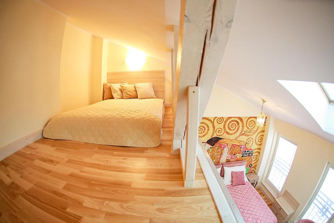 Apartamento Main Square Platan Loft Collection Cracovia Exterior foto